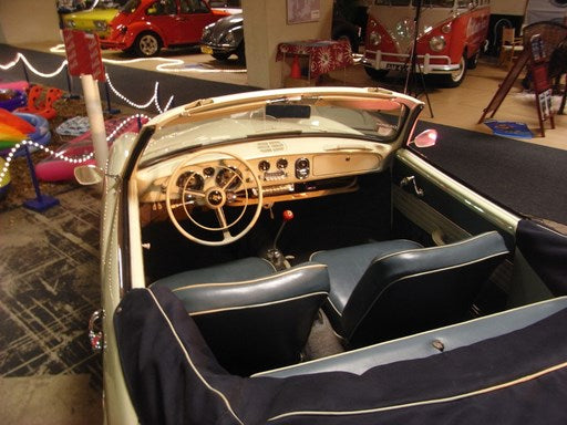 1958 cabriolet, eigenaar Patrick.