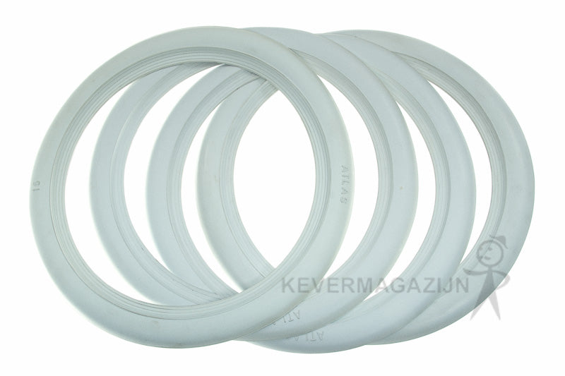 Witte band ring smal model 4,5 cm, 4 stuks.